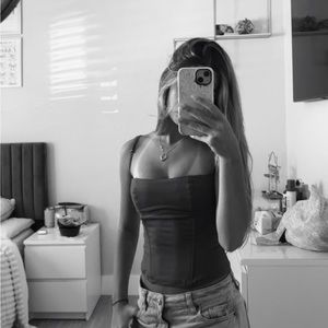 Meet your Posher, Summer